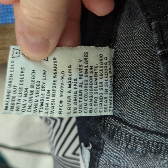 White Stag Denim Capris Dark Wash with Stretch Women's Size 10 - Picture 5 of 5